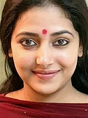 kiêm nóng với nữ diễn viên Malayalam Anu Sithara