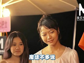 国产 麻豆 作品/mtvq6-ep2 麻豆 巴士 巴士-节目 002/免费 观看 观看