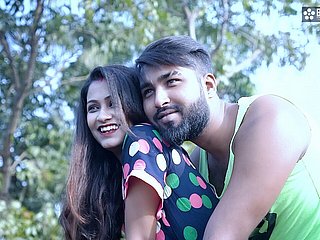 Pati Ke Chhote Bhai apne hi nai nawalee bhabhi ko beeindruckt Karke Chodne Ka Maja Luta Jab Ghar Pe Bhaiya Nahi Tha