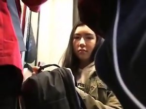 地下鉄でティーンのためのバルジフラッシュ