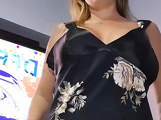 JOI met dominate romig poesorgasme