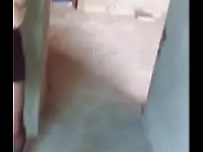 【重磅 福利】 性感 漂亮 的 售楼 小姐 带 客户 看 房子 时 因为 价钱 太高 不 想买, 又 为了 冲 业绩 答应 当场 满足 他 一次! 国语!