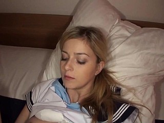 아시아 남자와 AMWF Abigaile 존슨 간의