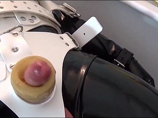 마담 C와 클리닉 (5)에서 스칼렛 매춘부