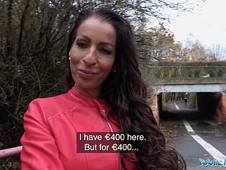 Pen up Agent Genuine MILF fucks of cash