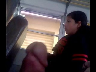 nena viendo mi verga tr otobüsü